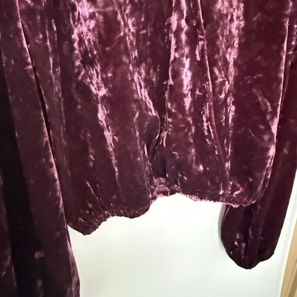 Wrangler Retro Womens Medium Burgundy Balloon Sleeve V-Neck Wrap Velvet Blouse - Picture 3 of 8